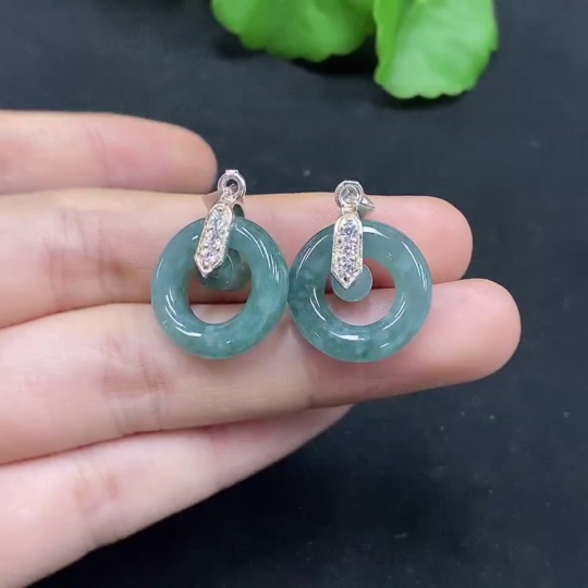 F29346307 Jadeite Donut Pendant Non-Gold Inlaid