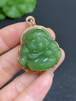 H33902546 Hetian Jade Inlaid Buddha Pendant with 18K Gold and Diamonds, Total Weight Approx. 12.9g