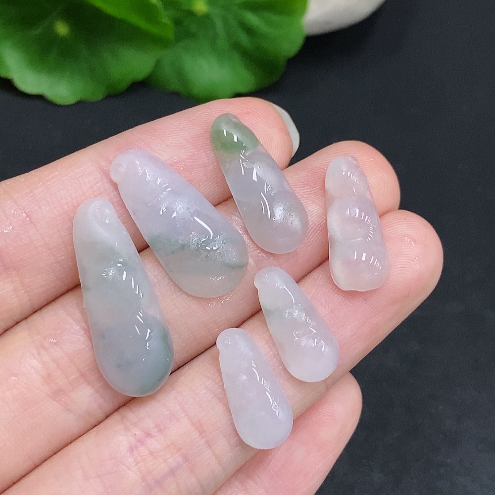 F33942024 Jadeite Rough Pendant Fu Dou Sell as a Lot