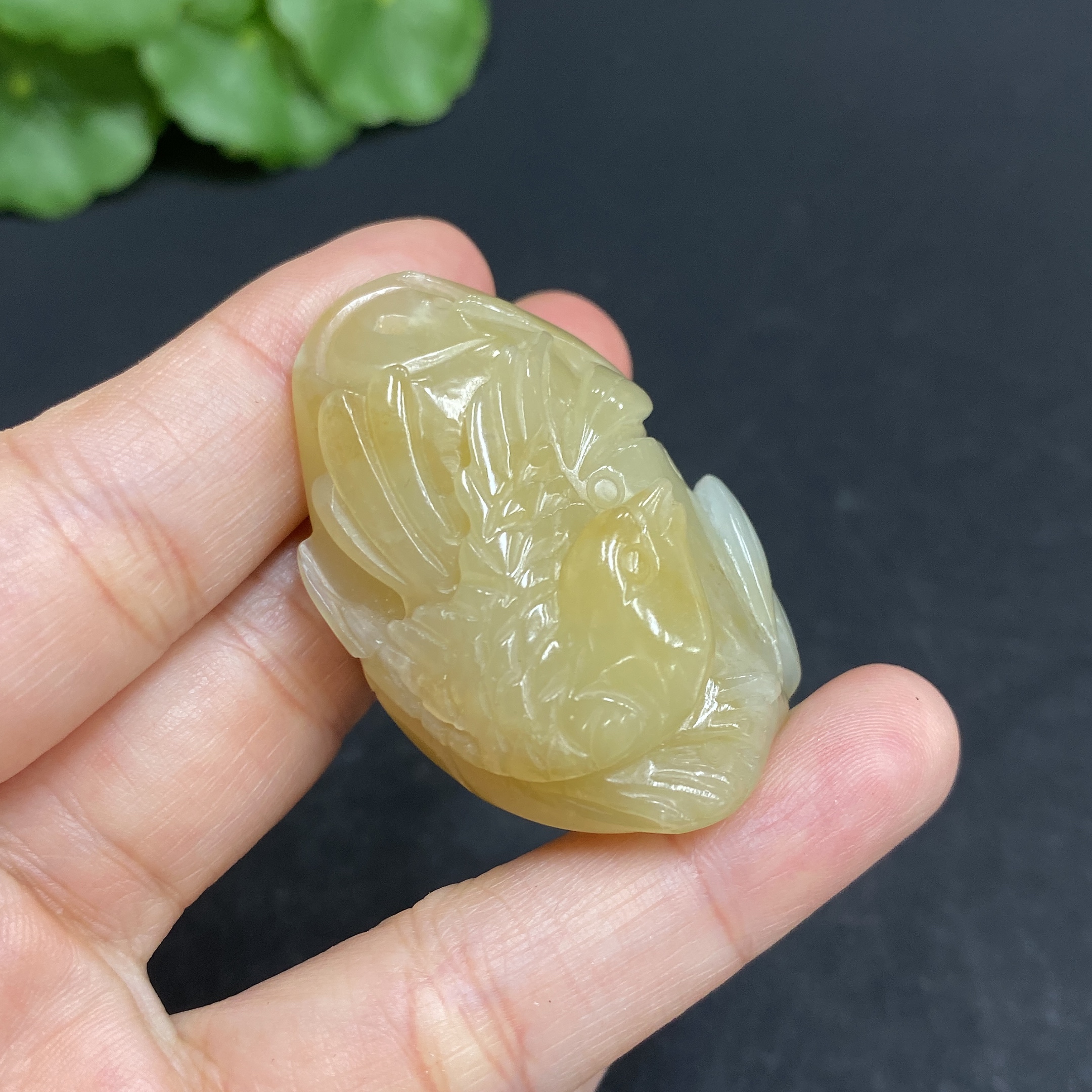 H33879057 Hetian Jade Pendant Magpie Total Weight Approx. 31.7g
