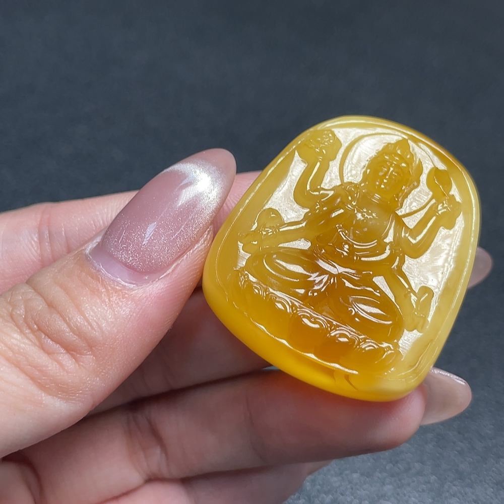 C35095802 Amber Bee Wax Pendant with Colorless Coating, Total Weight Approx. 12.42g