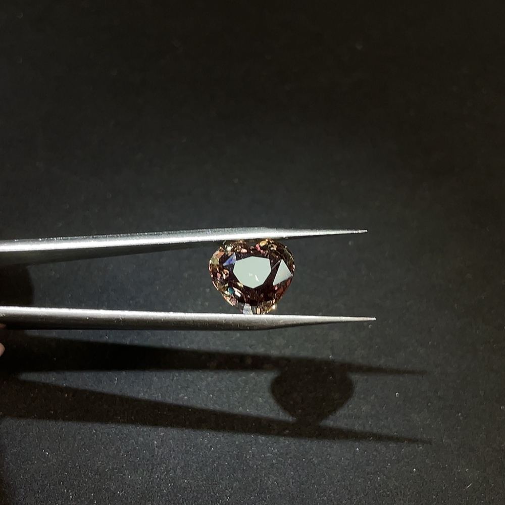 C23615241 Sapphire Loose Stone Color Origin Undetermined Total Weight Approx. 3.61 Carats