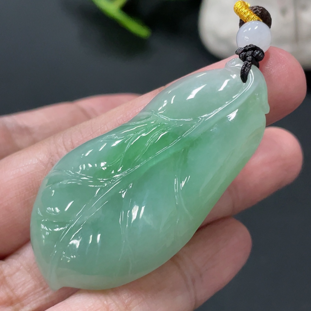 F33909975 Jadeite Leaf Pendant Total Weight Approx. 18.5g