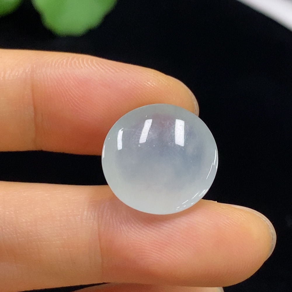 F34045364 Jadeite cabochon, total weight approx. 3.31g