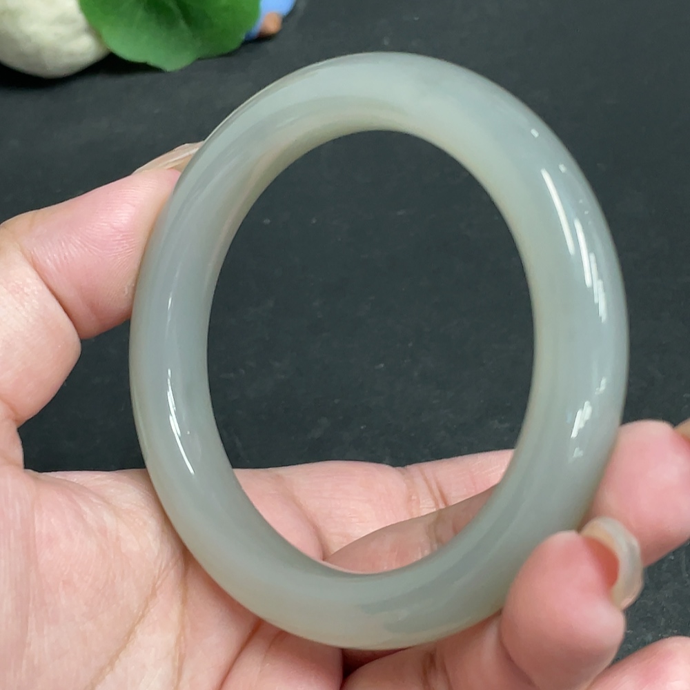 H30550949 Hetian Jade Round Bracelet Size 57.8 Total Weight Approx. 52.9g