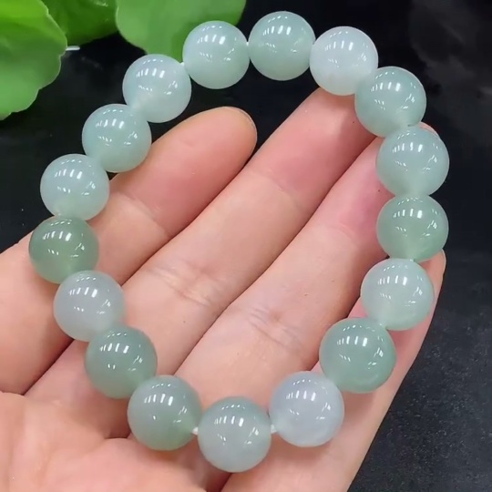 F26036835 Jadeite Bead Necklace Approx. 10.7mm Total Weight Approx. 39.4g