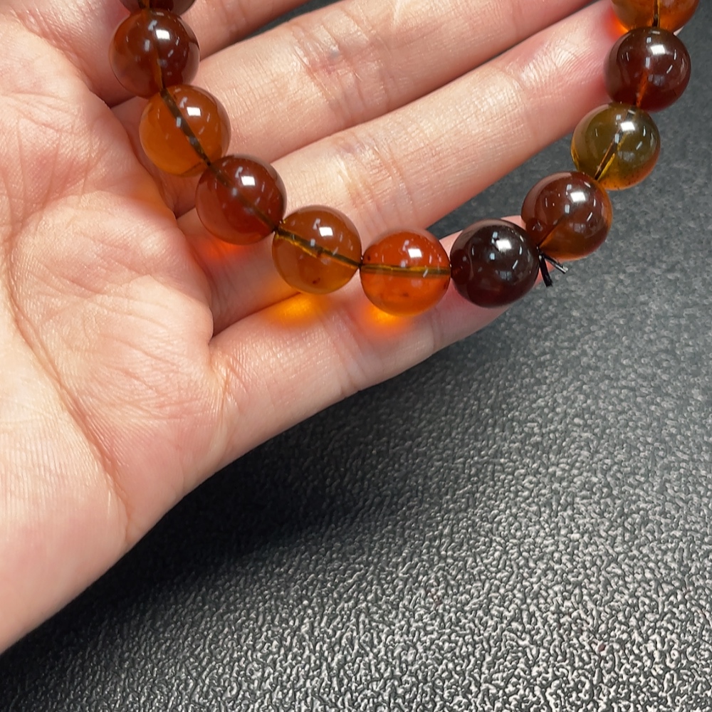 C34041289 Amber Beeswax Bracelet, Total Weight Approx. 12.78g, Size Approx. 10.7mm