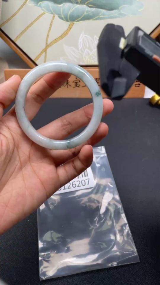 F35126207 Jadeite Round Bracelet Total Weight About 47.1g Size 57