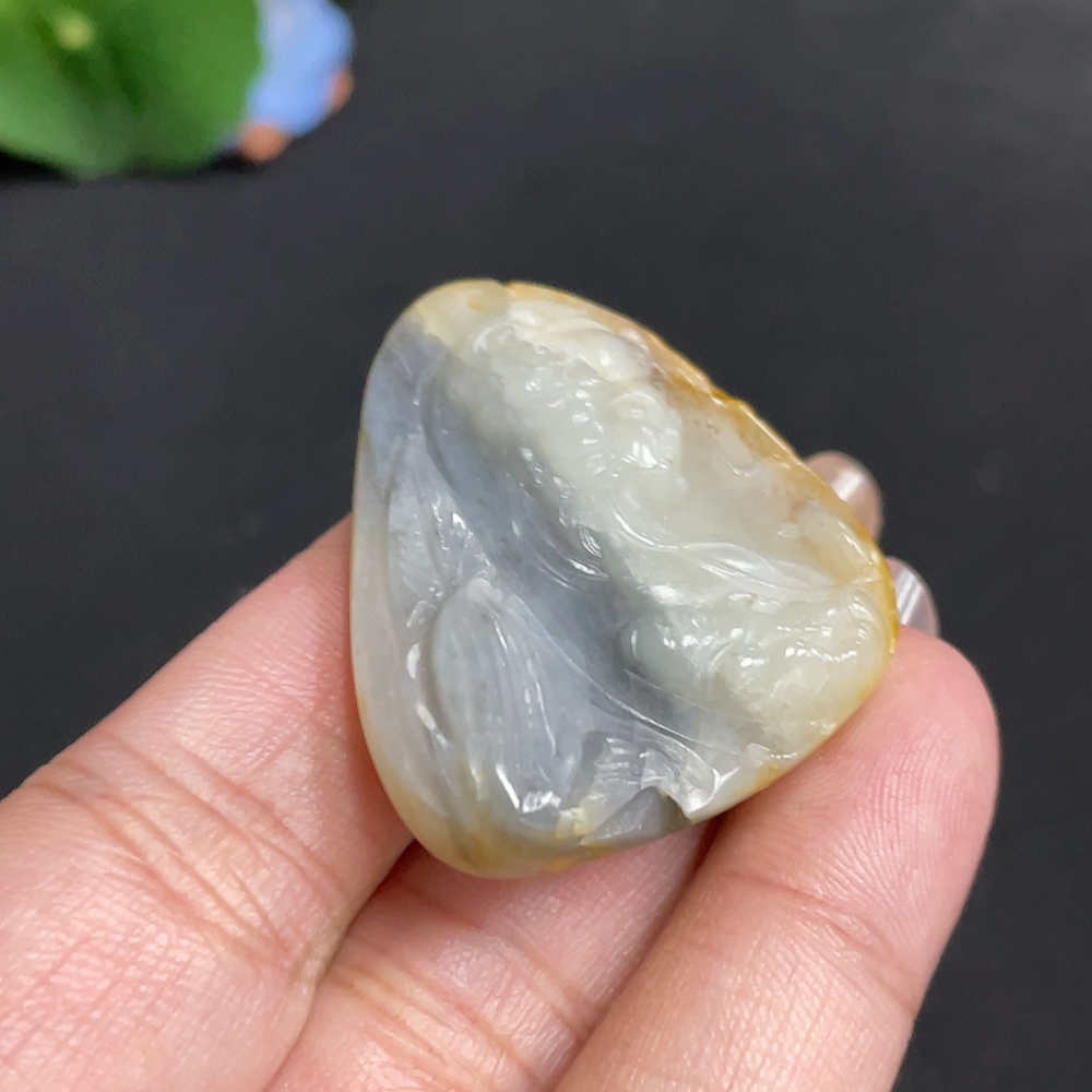 H31678442 Hetian Jade Pendant - Jade Beauty