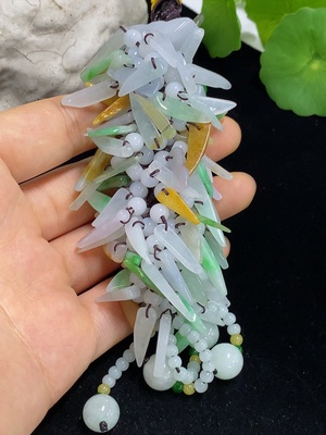 F42978462 翡翠挂件 配珠非A 含绳货品总重约87.86g