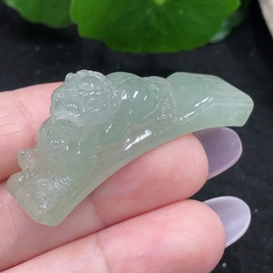 F34965935 Jadeite Lion Hand Plaque Total Weight Approx. 15.7g
