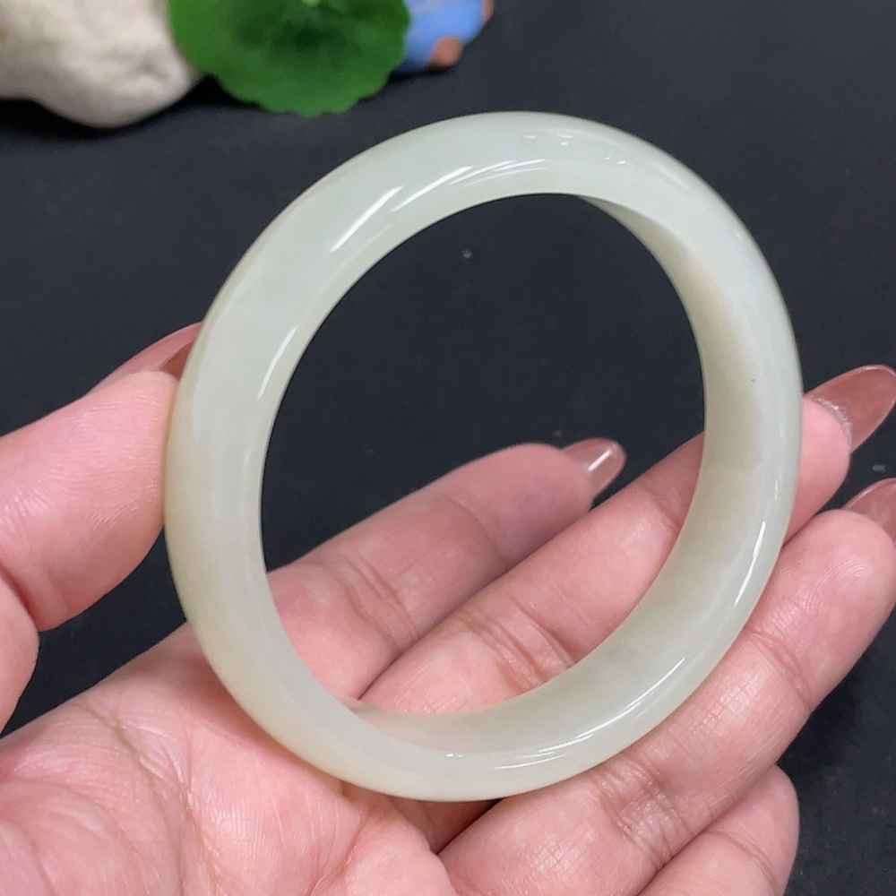 H34011098 Hetian Jade Round Bracelet Size 49 Total Weight Approx. 49g