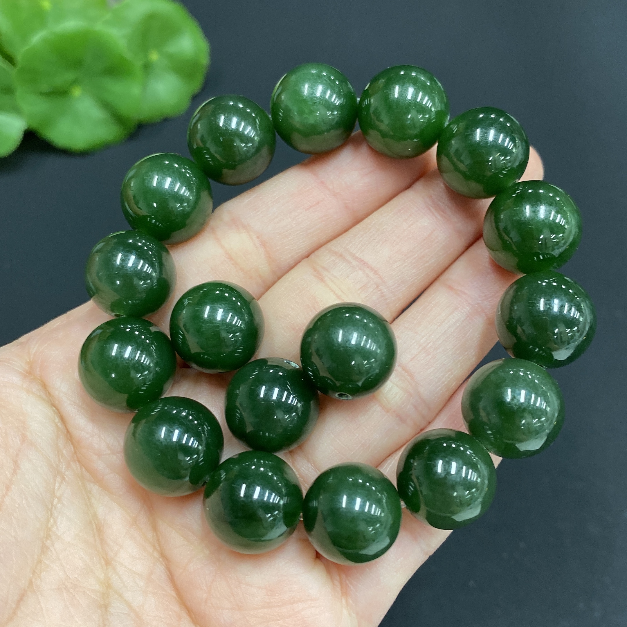 H27126932 Hetian Jade Bracelet    Approx. 13.2mm    Total Weight Approx. 64.1g