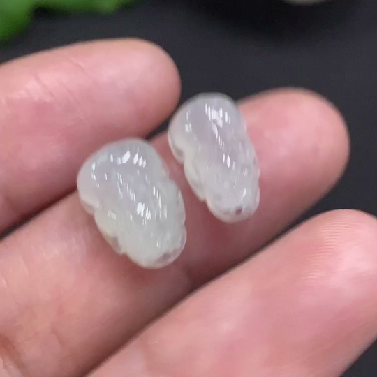 F35126067 Jadeite Pi Xiu Pendant Sell as a Lot