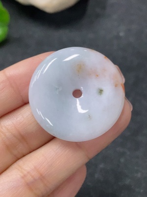 F34041947 Jadeite Pendant Peace Knot, Total Weight Approximately 11.29g, Undetermined Cause of Yellow Part Color