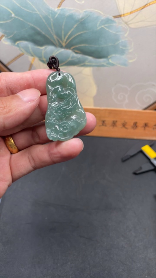 F30549660 JadeiteDragon Pendant (Total weight: approx. 13.5g)