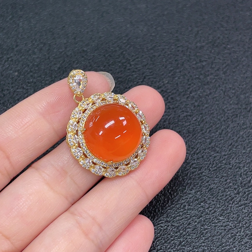 C34949305 South Agate Pendant Non-Gold Total Weight About 8.74ct Size Approx.16.6mm
