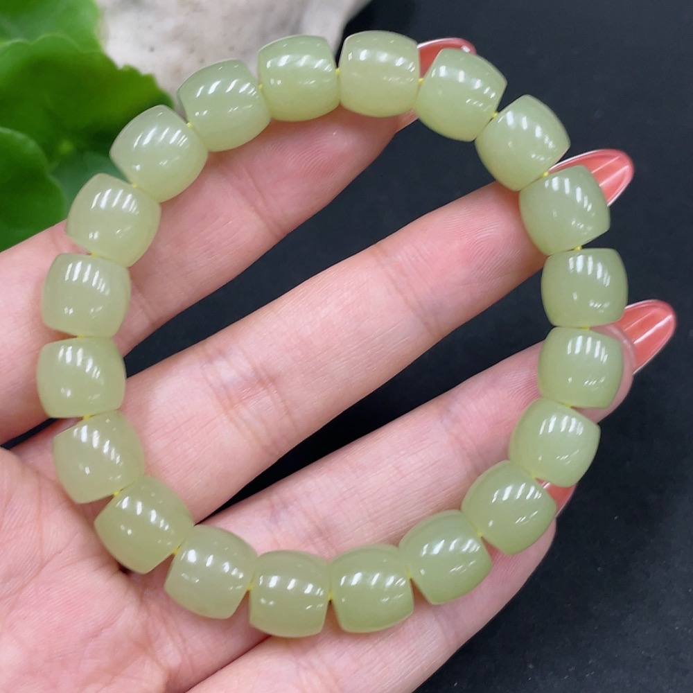 H34027752 Hetian Jade Bracelet, Approx. 9.7mm, Total Weight Approx. 34.2g