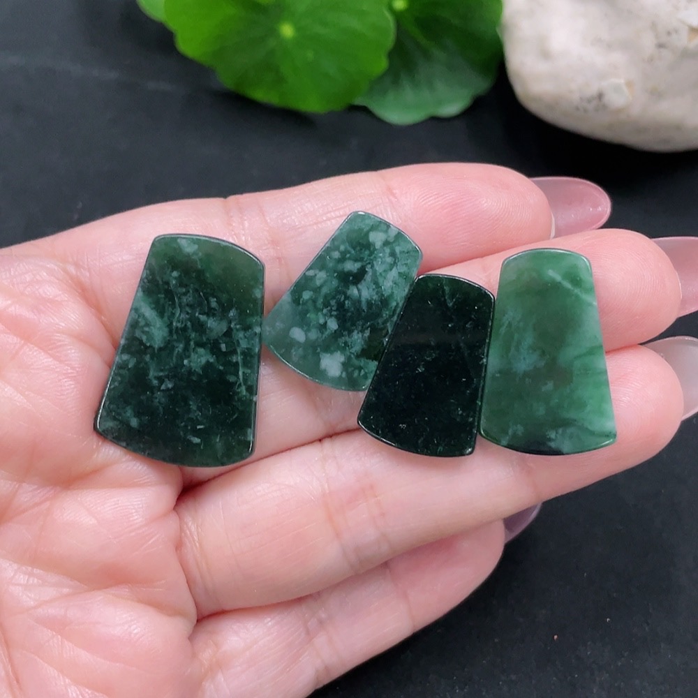 F34982869 Jadeite Plain Pendant Sell as a Lot