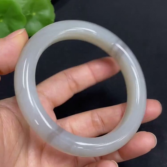 H31584554 Hetian Jade Round Bracelet Size 57 Total Weight Approx. 55.8g Containing Other Mineral Components