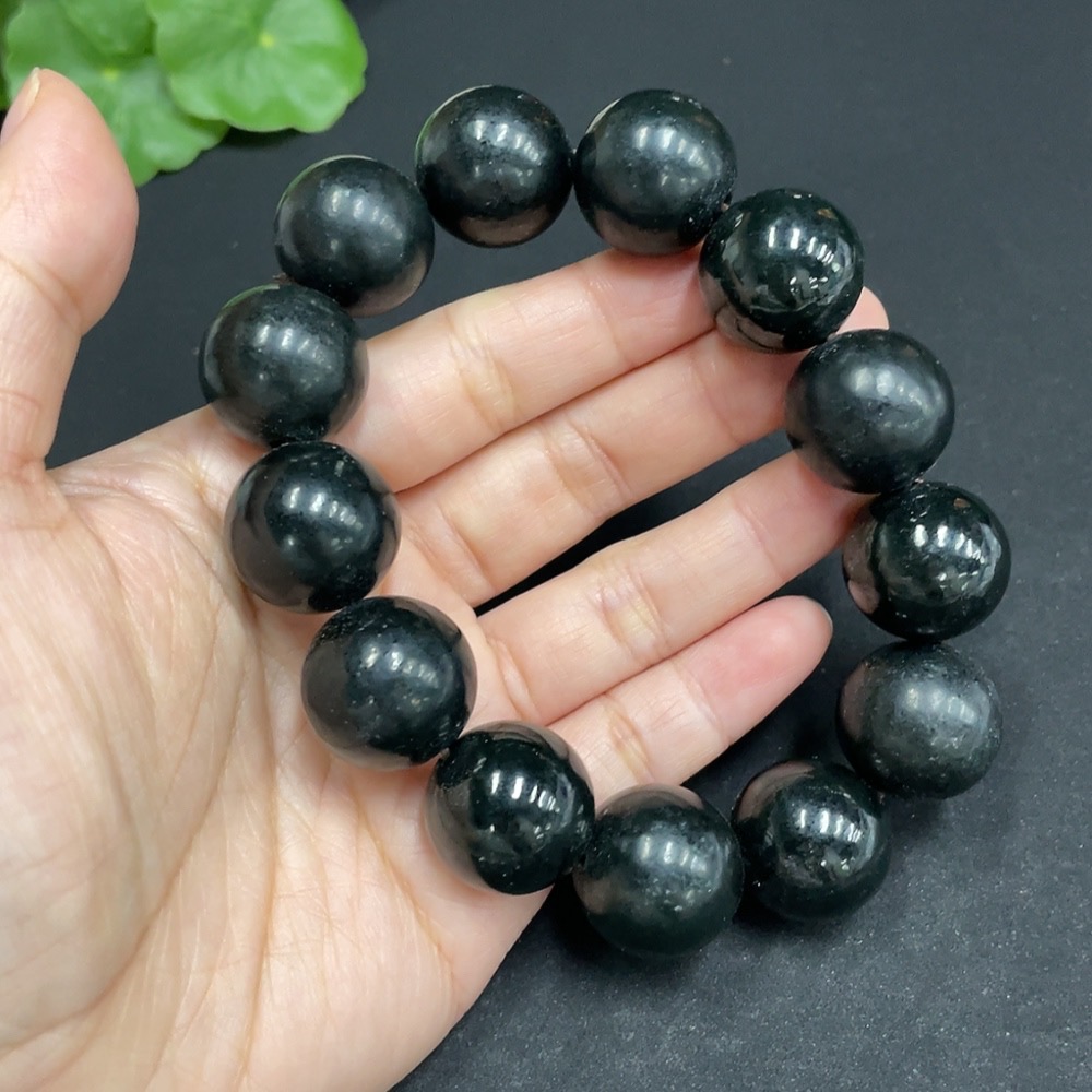 H34053094 Hetian Jade Bracelet, Size 18mm approx., Total Weight approx. 122.2g