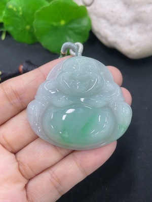F46566380 翡翠佛公挂件 货品总重约27.66g 非金