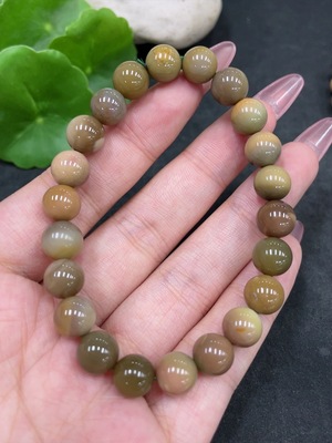 H33896539 Alashan Agate Bracelet, approx. 8.5mm beads, containing other mineral components, total weight approx. 19g