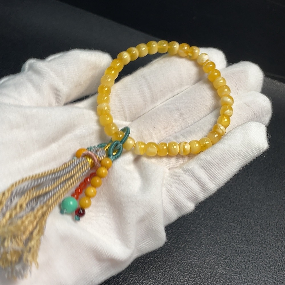 C33921040 Amber Beeswax Bracelet Total Weight About 7.49g With String Size Approx.6.1mm