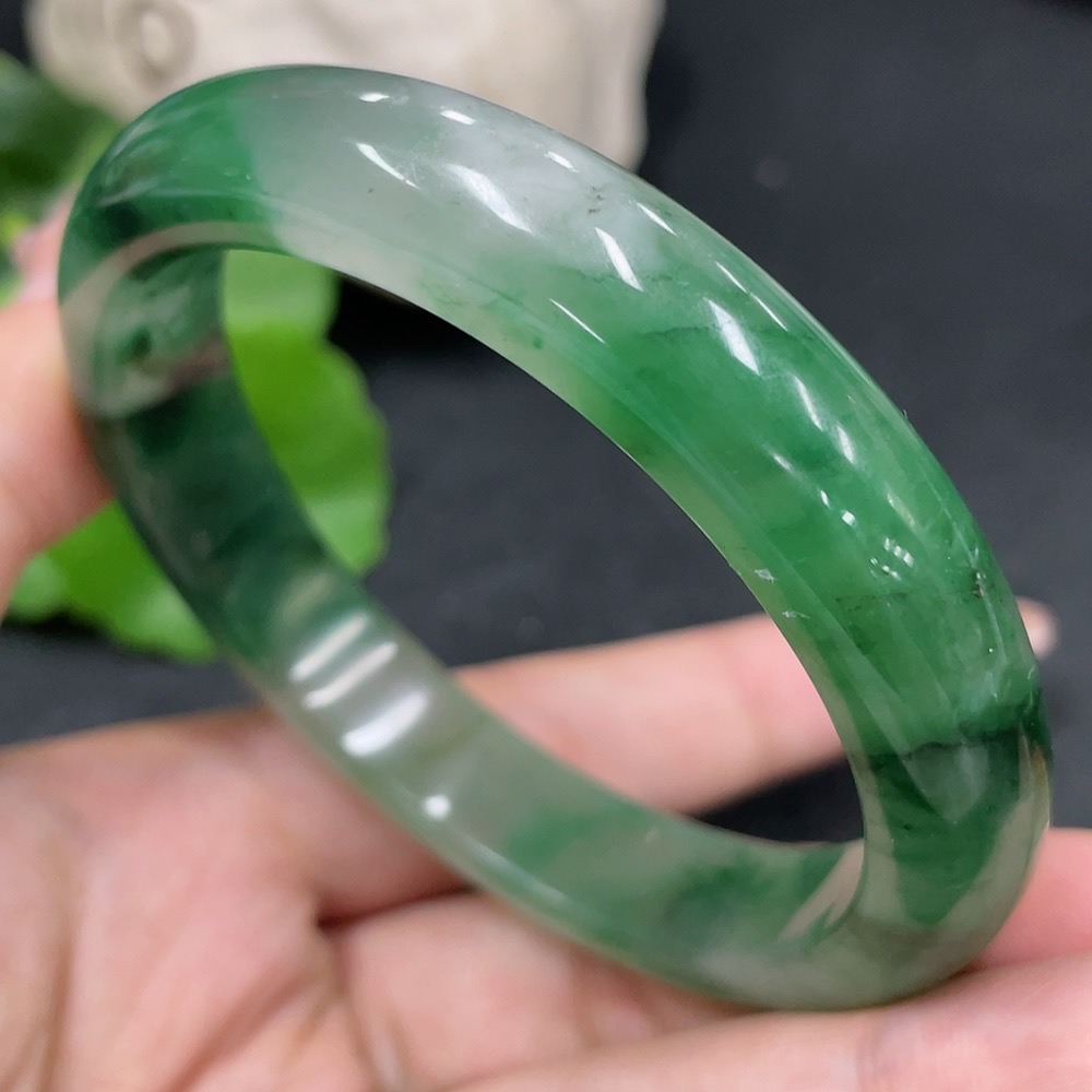 H32776686 African Emerald (Dulong Jade)