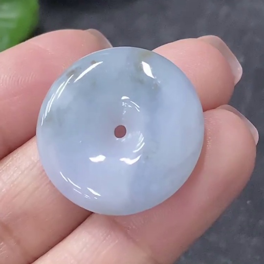 F34030724 Jadeite Pendant Peace Buckle Total Weight Approx. 5.54g