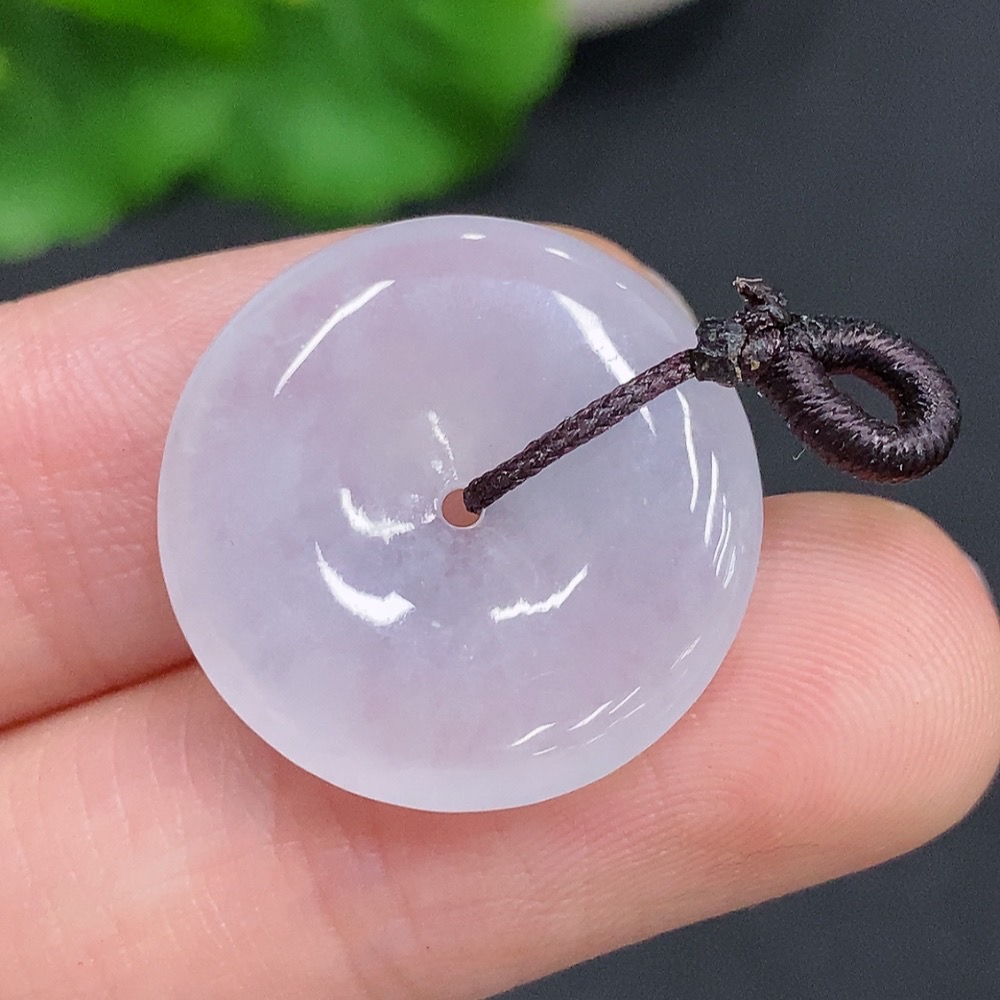 F32756344 JadeitePeace Knot Pendant