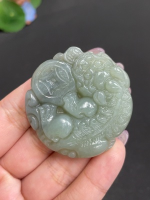 H33864335 Hetian Jade Pendant Auspicious Beast Total Weight Approx. 43.3g