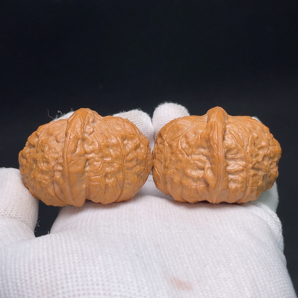 W27078962 Pumpkin-shaped Walnut