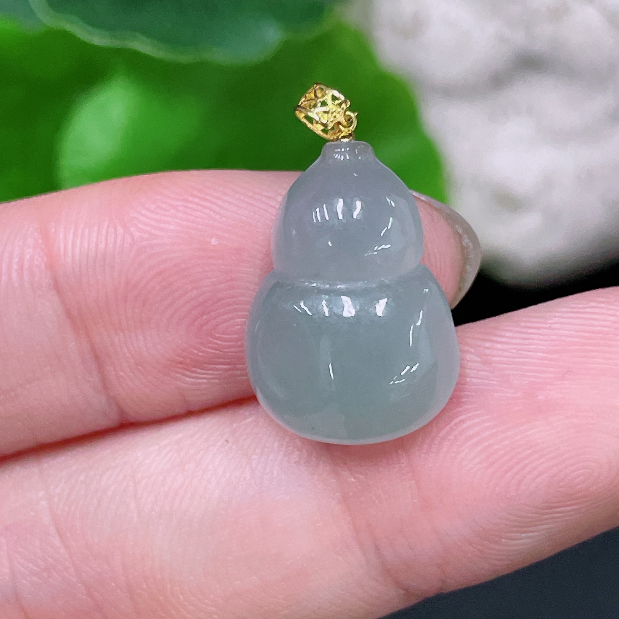 F33893219 Jadeite Pendant Gourd 18k Total Weight Approx. 2.15g