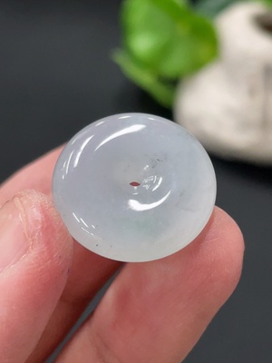 F34077047 Jadeite Peace Knot Pendant Total Weight Approx. 5.1g