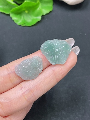 F35138975 Jadeite Pendant Butterfly Sell as a Lot