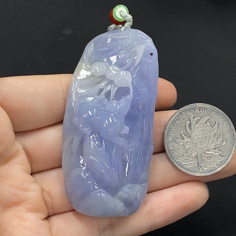 F35115107 Jadeite Wealth-Bringing Mouse Pendant with Non-A Grade Beads, Total Weight Approx. 47.64g