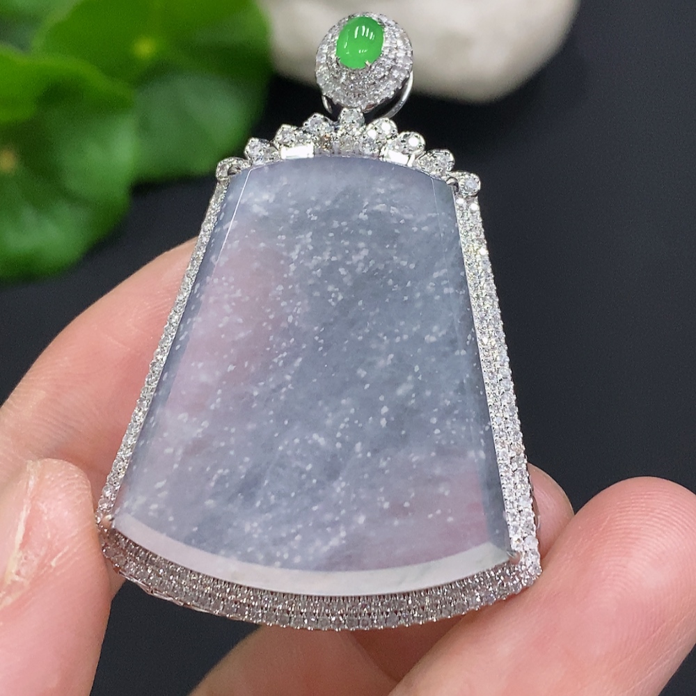 F34051109 Jadeite Plain Pendant with 18K Gold and Diamond Accents, Total Weight Approx. 9.6g