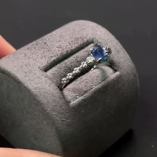 C23576255 Sapphire Ring Adjustable Non-Gold Setting Total Weight Approx. 1.23g