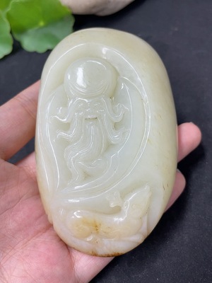 H46574931 和田玉手把件   寿星公 皮色成因未定    货品总重约242.3g