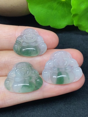 F45335340 翡翠佛公挂件 一手走 总重约5.83g