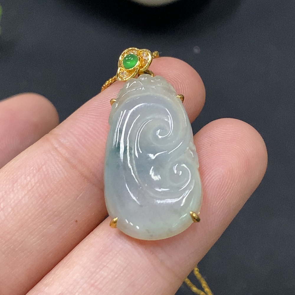 F29357739 Jadeite Pendant Main Body 18k Rest Non-Gold Total Weight with Chain Approx. 4.33g