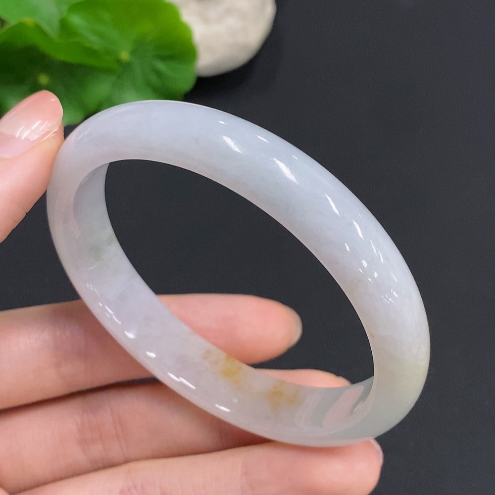 F35156186 Jadeite Imperial Concubine Bracelet, Total Weight About 43.4g, Size 59/52