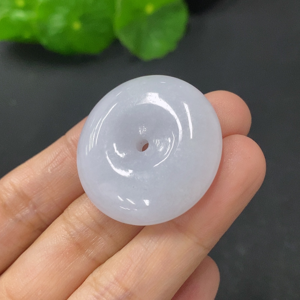 F31589762 JadeitePendant Ping An Kou, total weight approx. 13.7g