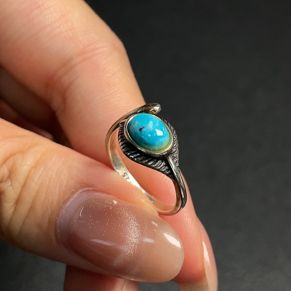 C30445912 Turquoise Inlaid Ring Non-Gold Mounting Adjustable Size Total Weight Approx. 1.94g