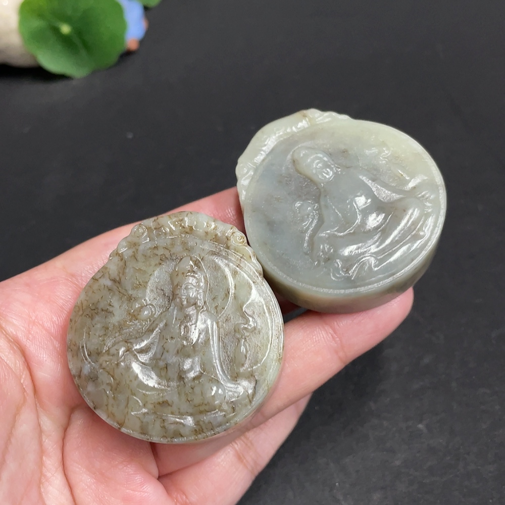 H29431627 Hetian Jade Pendant Guanyin with Other Mineral Components Total Weight Approx. 122.3g