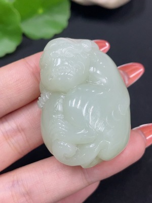 H34017326 Hetian Jade Pendant, Auspicious Beast, Total Weight: Approx. 43.9g