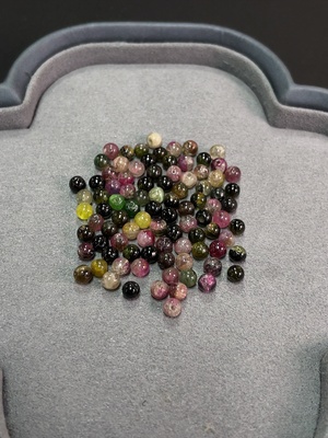 C46539306 碧玺散珠 含其他矿物成分 可见有机物 货品总重约11.89克 一手走20+