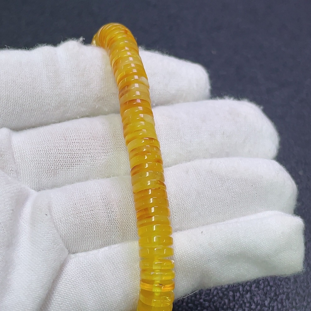 C31681802 Amber and Beeswax Bracelet, Total Weight Approx. 8.12g, Size About 7.4mm