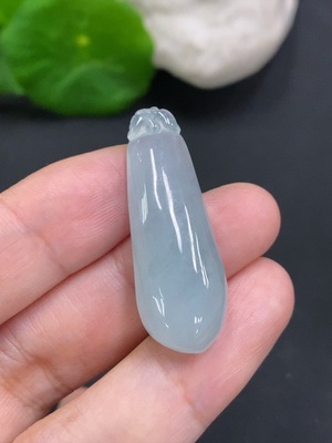 F33932523 Jadeite Auspicious Melon Pendant Total Weight Approx. 6.1g